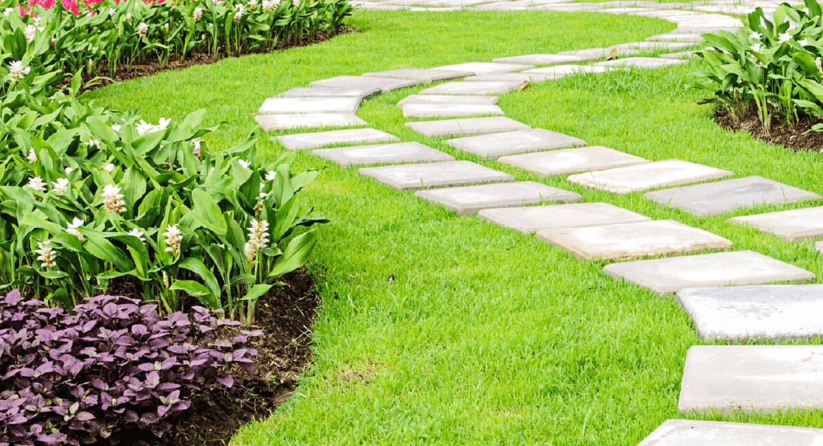 the-importance-of-stepping-stones-in-landscaping